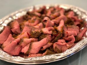 プレミアム・熟成ローストビーフ～特製ソース添え～